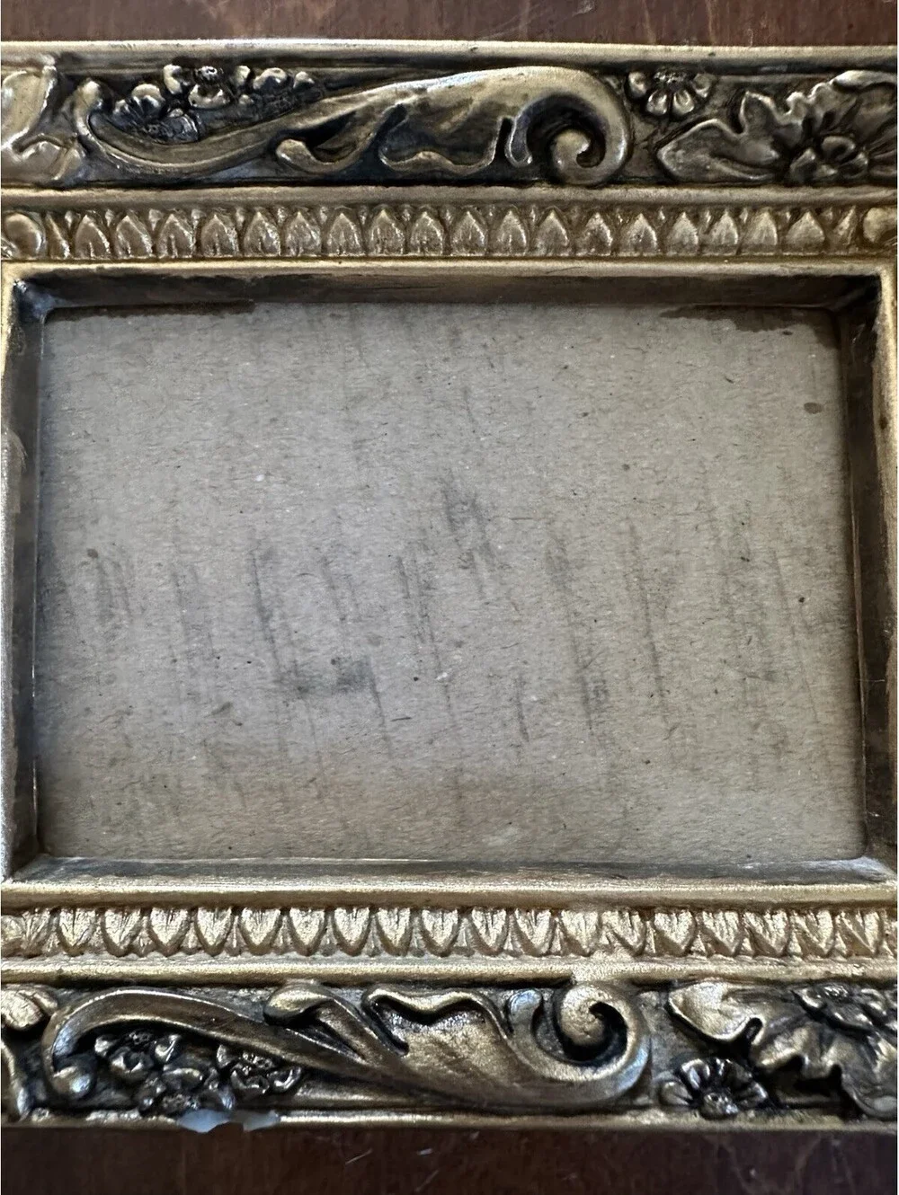 Vintage Ornate Gold Tone Picture Frame 3x5 Floral Scroll Easel Tabletop Frame